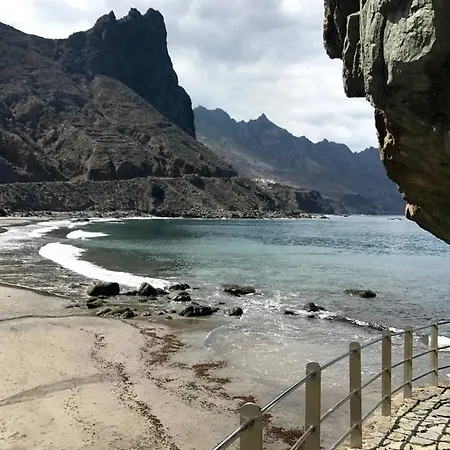 The Window: Panoramic Views Onto The Sea Lejlighed Almaciga