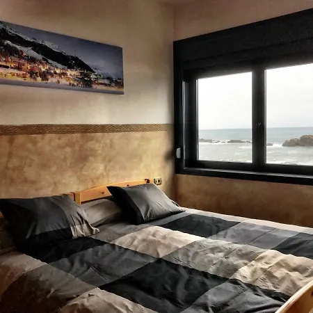 The Window: Panoramic Views Onto The Sea Lejlighed *